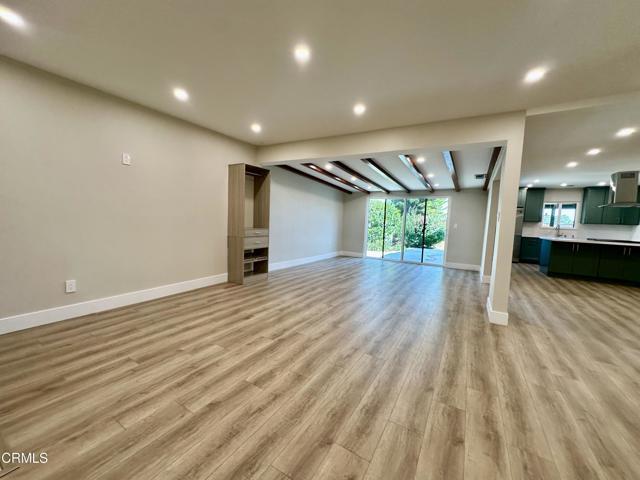Foto del edificio - 16744 Ludlow St