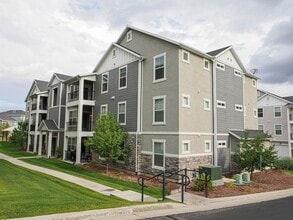 Building Photo - 14474 S Renner Ln