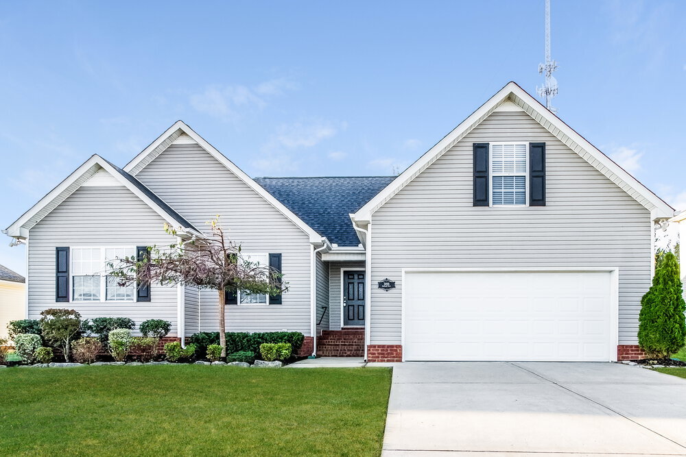 Foto principal - 3155 Hardwood Dr