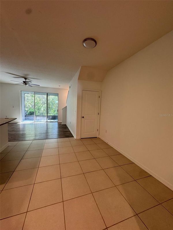 Foto del edificio - 1698 Hubbell Rd