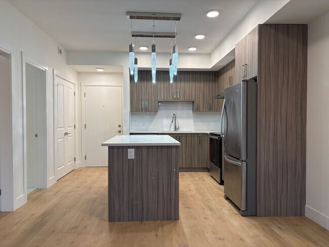 Photo du bâtiment - 1036 Coronation Ave