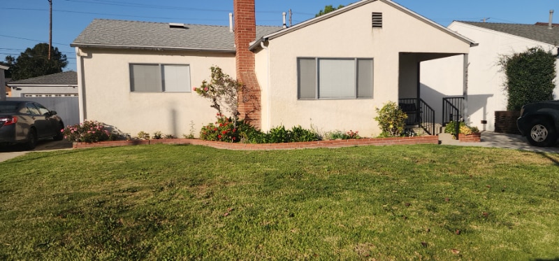 Photo - 4923 W 121st St (Hawthorne, CA)