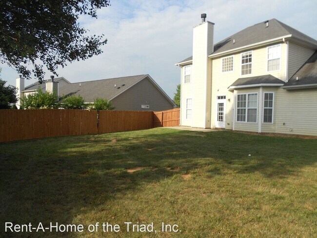 Foto del edificio - 4 br, 2.5 bath House - 4716 Ridgefall Road