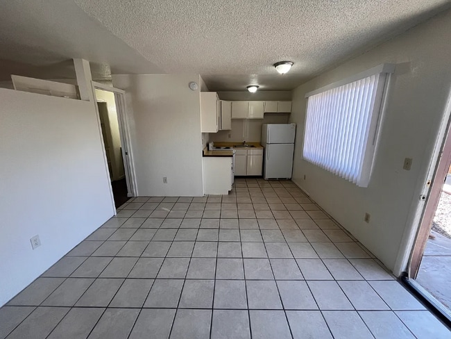 Building Photo - 3052 N Alvernon Way