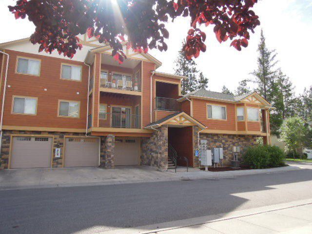 Front of building - 6670 Spurwing Loop