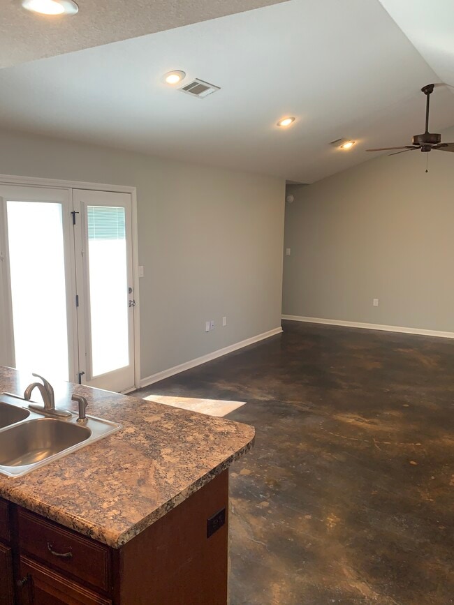 445 Wildwood Pt, Jonesboro, AR 72405 House Rental in Jonesboro, AR