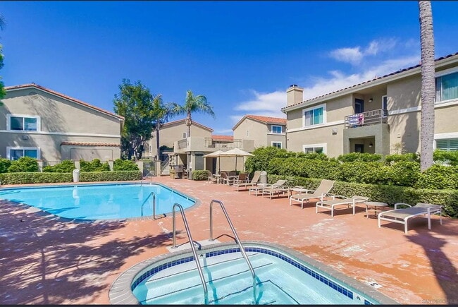 Building Photo - "Luxurious 1-Bed Waterfront Retreat with Elegant Hardwood & Marble Finishes in San Diego!"