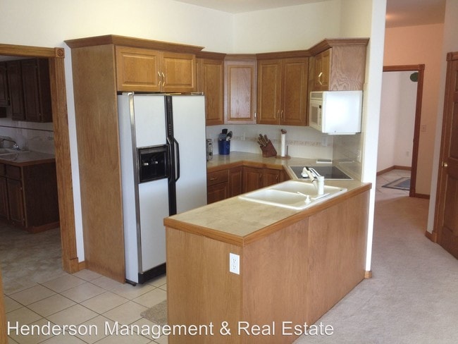 Building Photo - 1757 Stove Prairie Cir