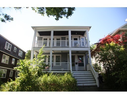 Foto principal - 185 Huron Ave