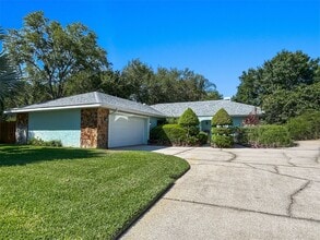 Building Photo - 2866 Fair Green Dr