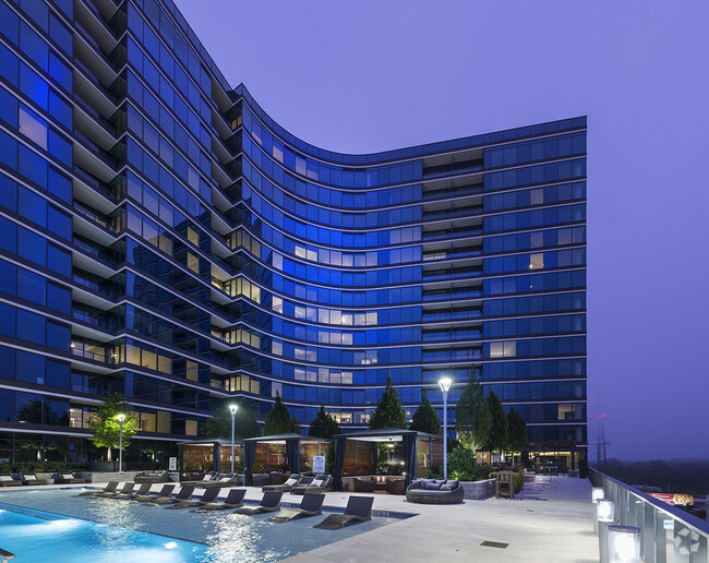 6th Floor Pool - Hanover Buckhead Village