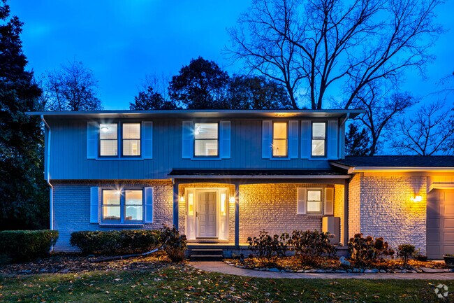 4HAB, 3BA - 2.606 ft² - 1990 Squirrel Valley Corporate and Short Term