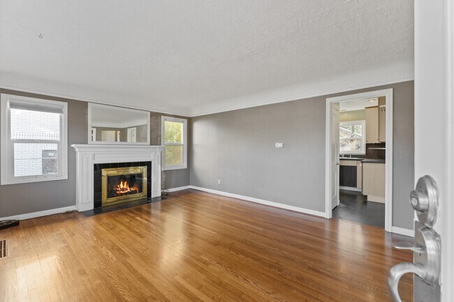 Foto del edificio - 7058 N Greenwich Ave