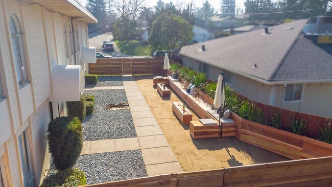 Foto del edificio - Astrid Place, Fair Oaks - Modern Luxury Townhomes