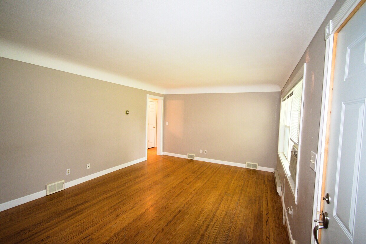 Foto principal - 1501 13th St S