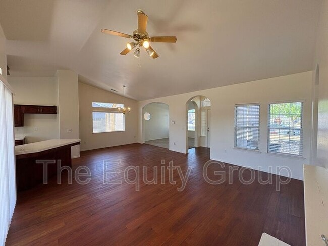 Foto del edificio - 1441 Bay St