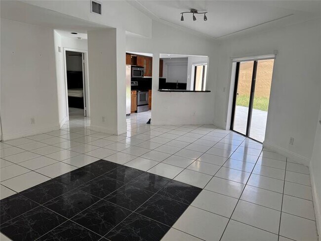 Foto del edificio - 11111 SW 10th St