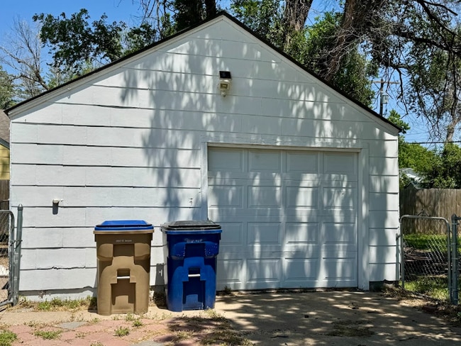 Building Photo - 500 N Meridian Ave