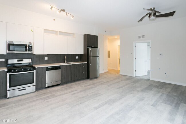 Foto del edificio - 2150 W Lawrence Ave