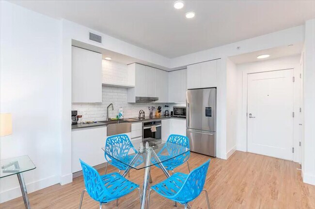 Foto del edificio - 460 NE 5th St