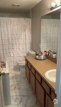 Building Photo - 834 Black Cherry Dr S