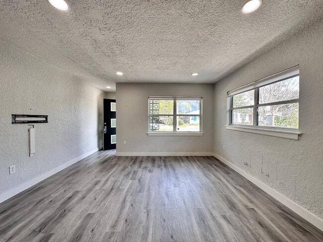 Foto del edificio - 2510 Boyd Ave