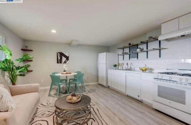 Foto del edificio - 25705 Westview Way