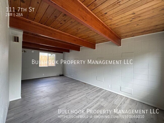 Foto del edificio - 111 7th St
