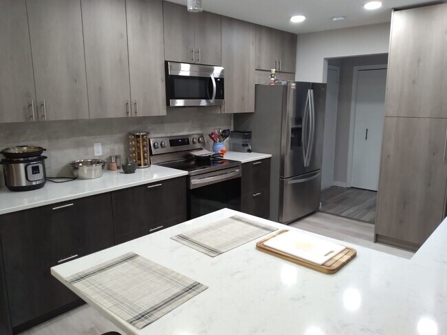 Foto del edificio - 702 Westward Dr