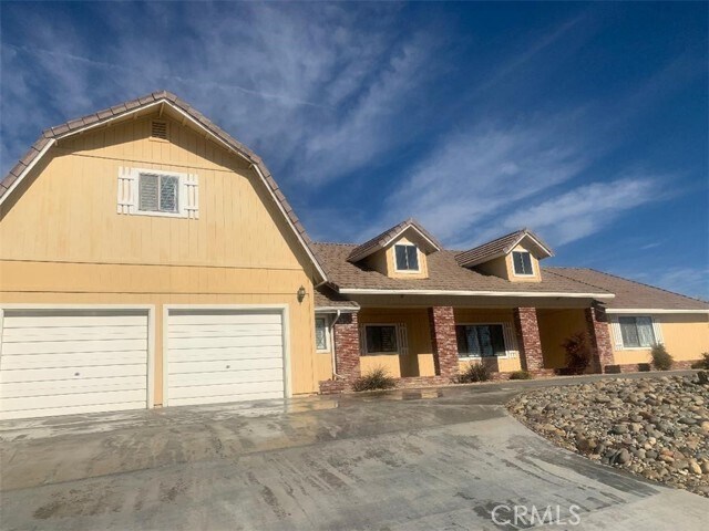 Foto principal - 18388 Kamana Rd