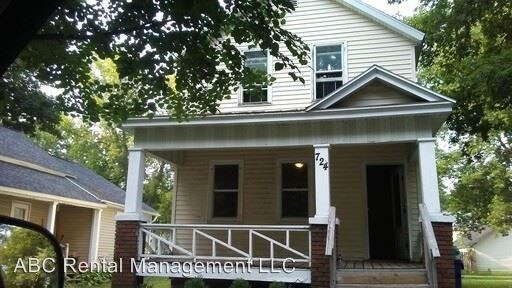 Primary Photo - 724 Jackson St