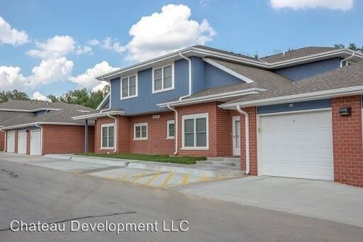 Building Photo - 3 br, 2 bath Apartment - 3020 S 72nd Street