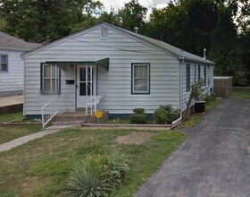 Building Photo - 110 Fermo Ave