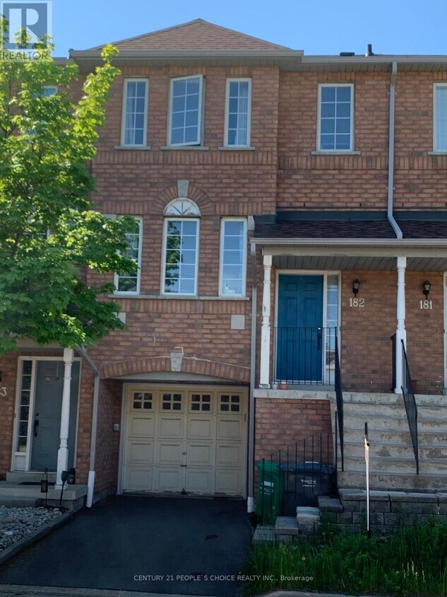 Primary Photo - 80-180 Acorn Pl