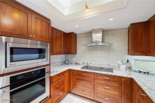 Foto del edificio - 4021 Gulf Shore Blvd N