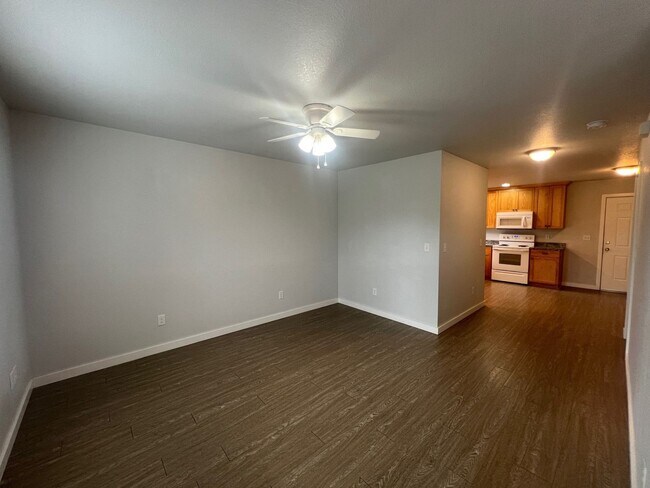 Foto del edificio - 416-426 NE Jackson St