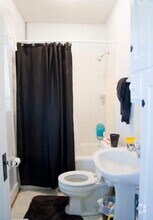 Building Photo - 57 Elmwood Pl
