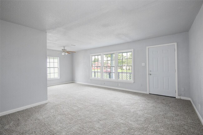 Foto del edificio - 1427 W 6th St