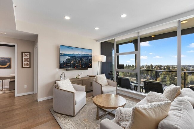 Building Photo - 2bd/2ba Bellevue Condo