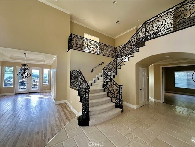 Building Photo - 8 Danville Ln
