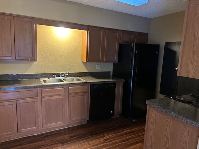 Foto del edificio - 1712-1714 N Travis St, Sherman