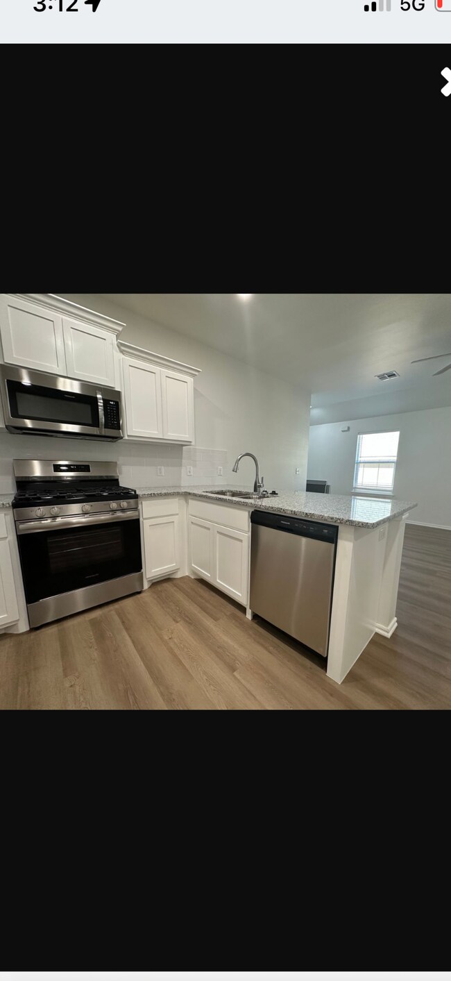 Foto del edificio - 11518 N University Ave