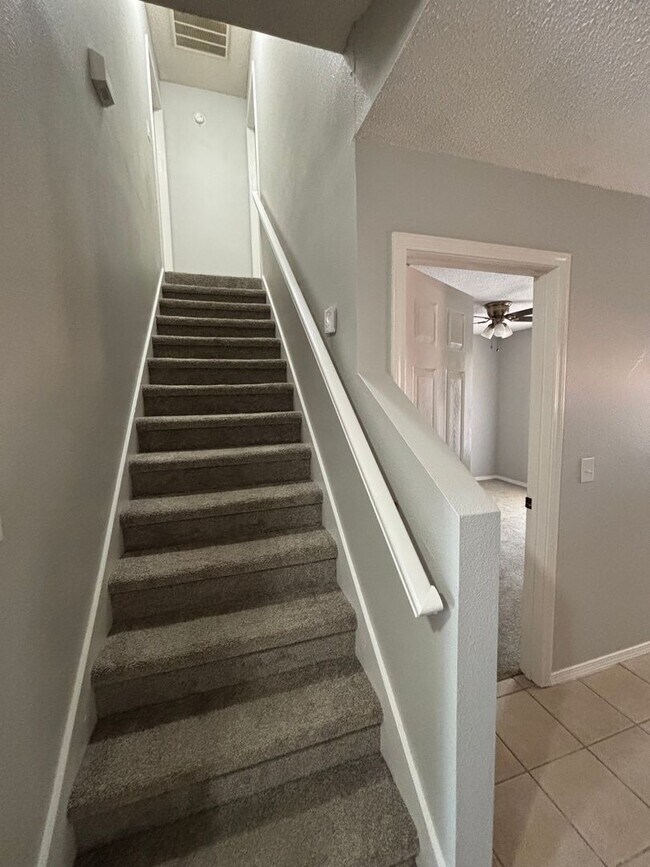 Foto del edificio - 3409 SW Victoria Pl