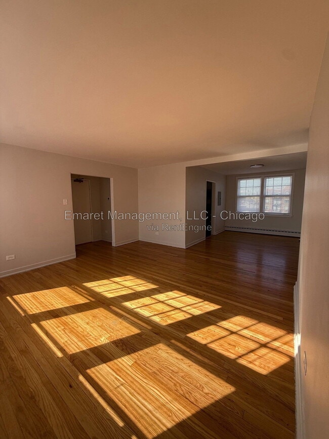 Building Photo - 5252 N Campbell Ave