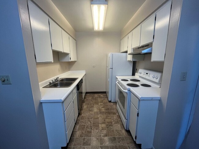 Foto del edificio - Fremont condo has nice recent upgrades!