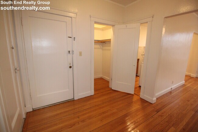 Foto del edificio - 119 Peterborough St