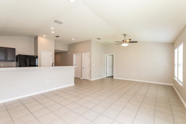 Building Photo - 6582 Winding Greens Dr