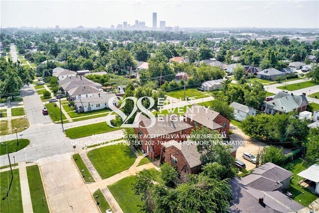 Building Photo - Historic 2nd Level Apartment Minutes from the Plaza District in OKC!