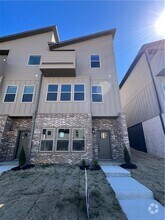 Building Photo - 2227 W Million Ln