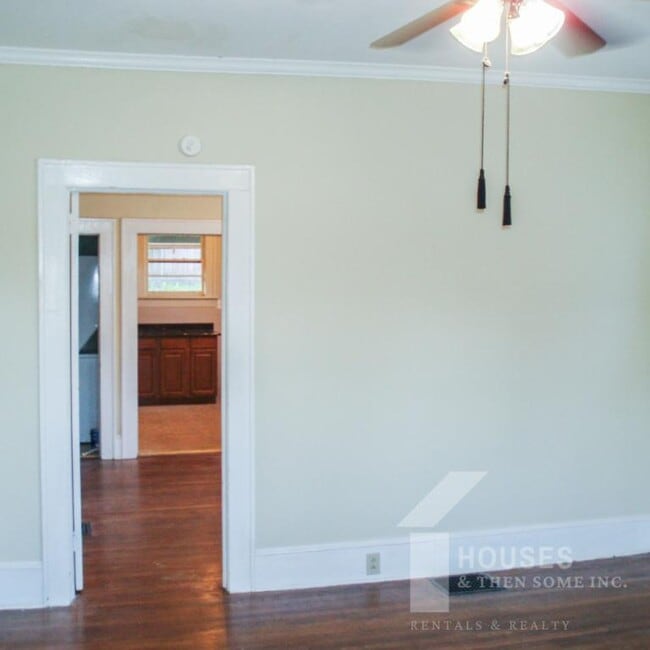 Photo - 16 W Stone Ave House